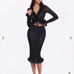 Halia Black Animal Print Burnout Velvet Fur Trim Set